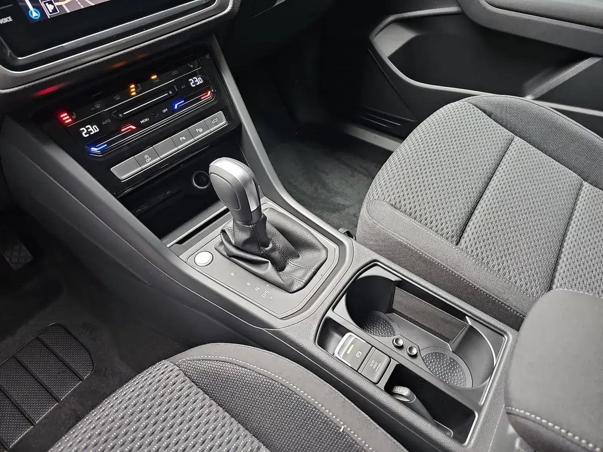 VW TOURAN 1.5 TSI DSG COMFORTLINE NAVI LED ACC SPUR WINTER 7