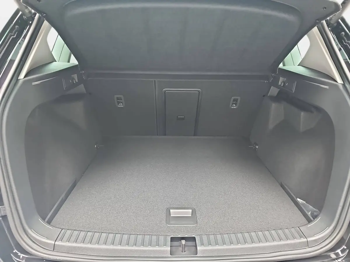 CUPRA ATECA 1.5 TSI DSG NAVI LED ACC LEDER AHK LM19