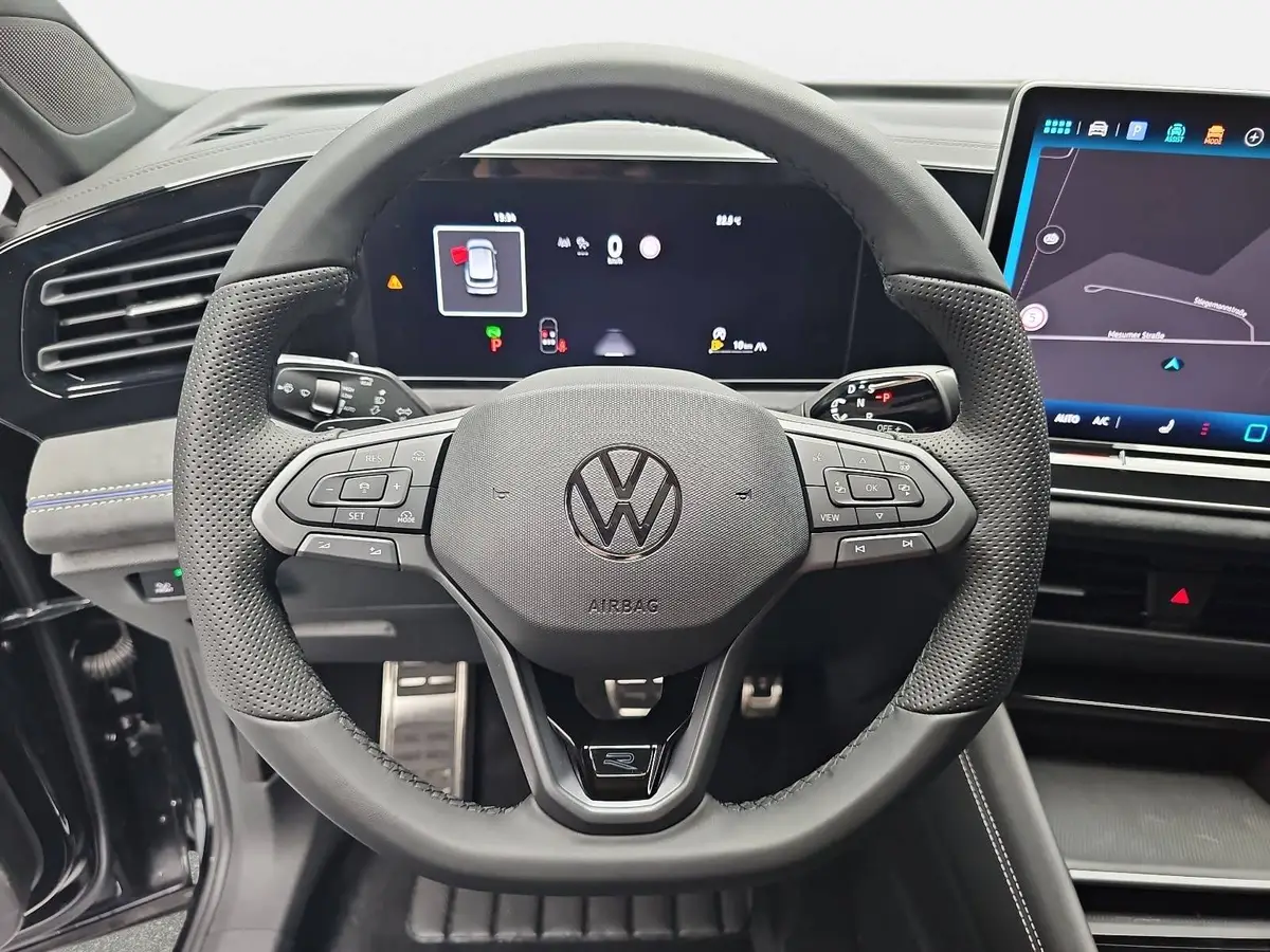 VW TIGUAN 2.0 TDI DSG R-LINE NAVI LED PANO