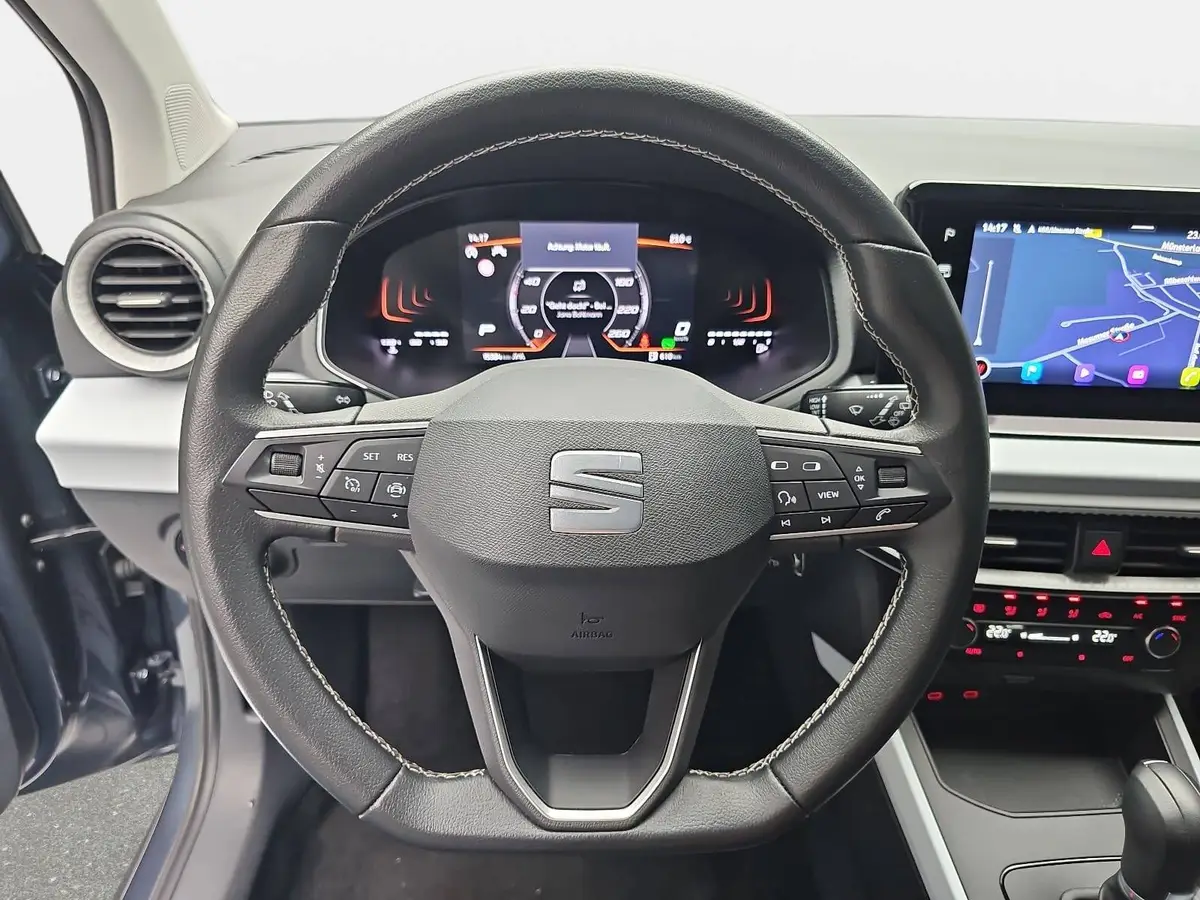 SEAT ARONA 1.0 TSI DSG STYLE NAVI LED PDC LM