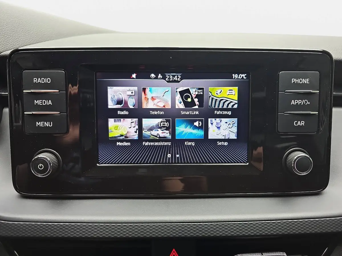 SKODA SCALA 1.0 TSI AMBITION KLIMA AUDIO DAB PDC LM16