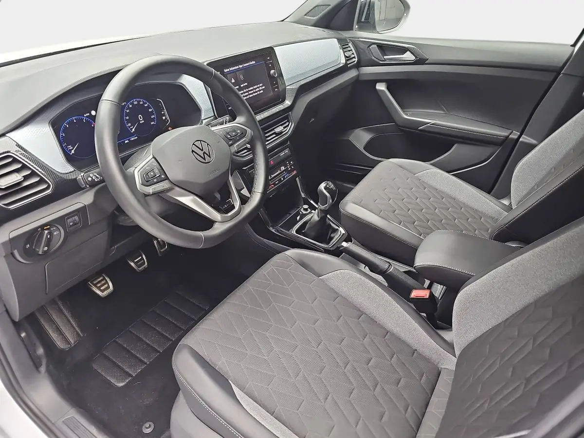 VW T-CROSS 1.0 TSI GOAL NAVI LED KLIMAAUTO ACC P-ASSIST WINTE