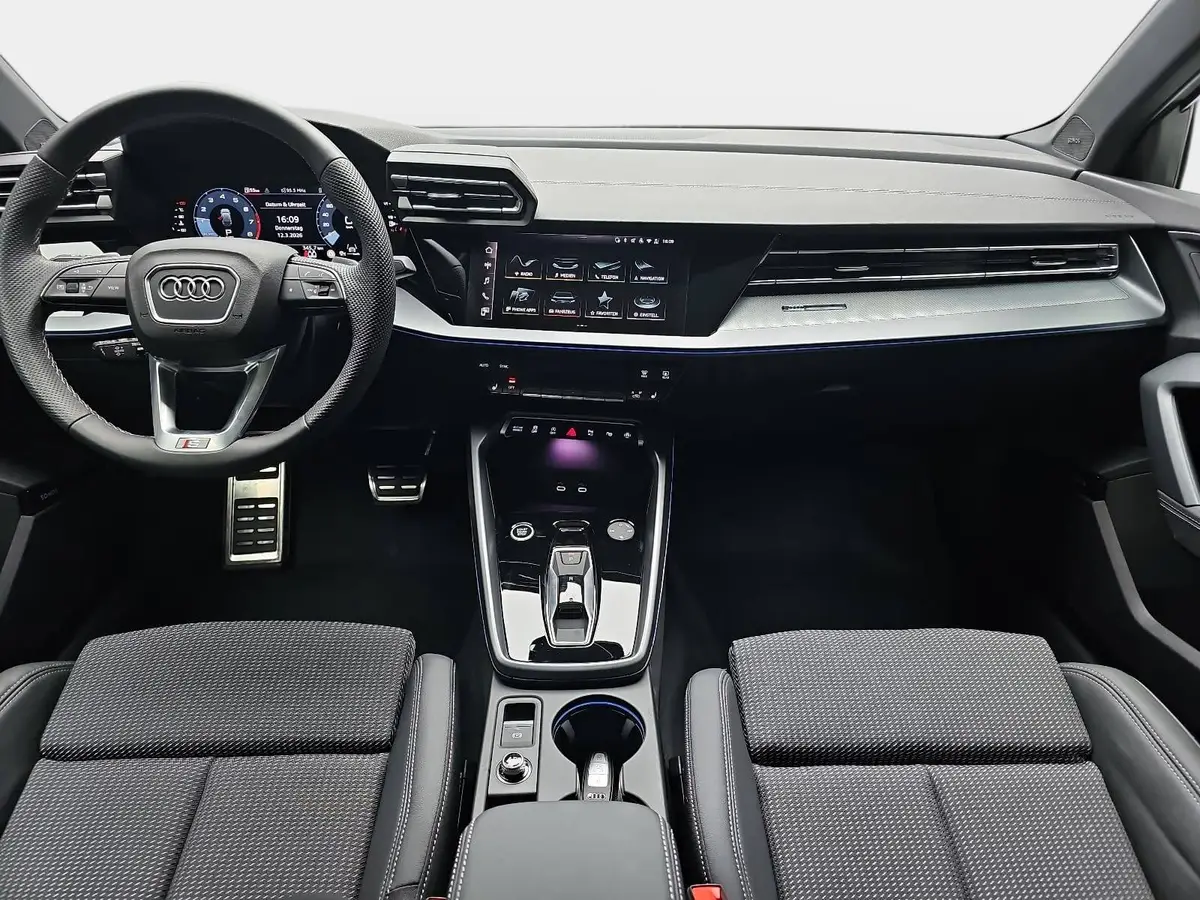 AUDI A3 35 TFSI DSG SPORTBACK S LINE NAVI LED KAMERA LM18