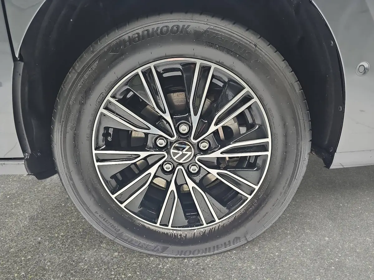 VW T7 MULTIVAN 2.0 TDI DSG LIFE LANG ACC AHK