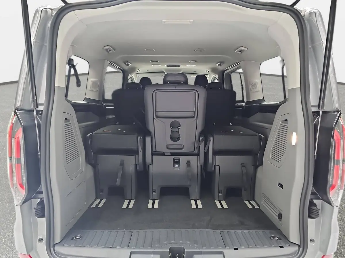 FORD TOURNEO CUSTOM 2.0 ECOBLUE AUTO. L1 TITANIUM X NAVI LED AHK