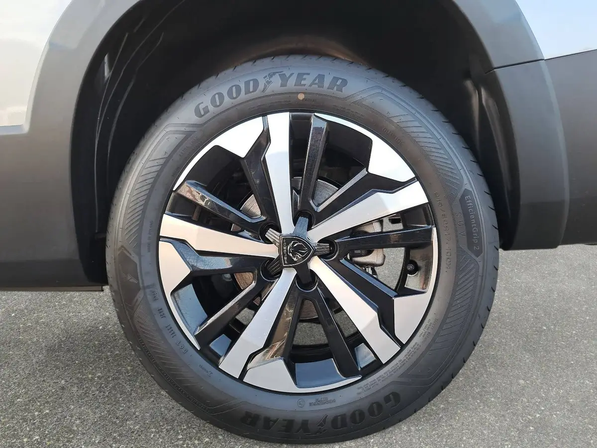 PEUGEOT RIFTER BLUEHDI 130 CV EAT8 GT L2 7-S NAVI LED AHK LM