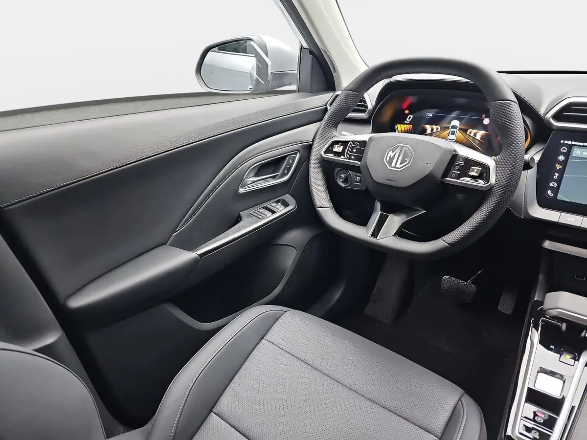MG ZS 1.5 HYBRID+ MY25.5 LUXURY NAVI LM18 KEYLESS-ENTRY 360-GRAD-KAMERA