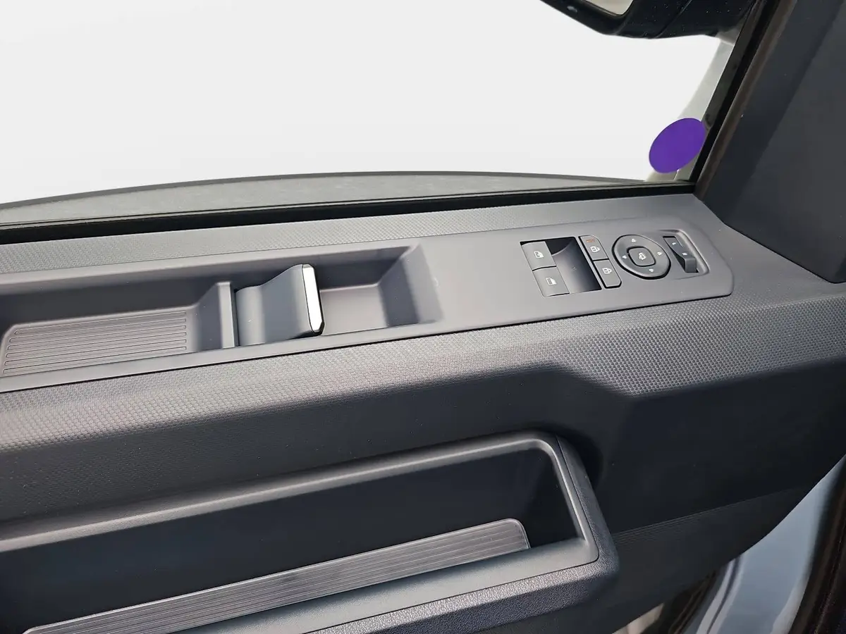 KIA PV5 PASSENGER 71.2 KWH ELITE MJ26 WP SMART-PAKET POWER-PAKET COMFORT-PAKET ALLWETTER