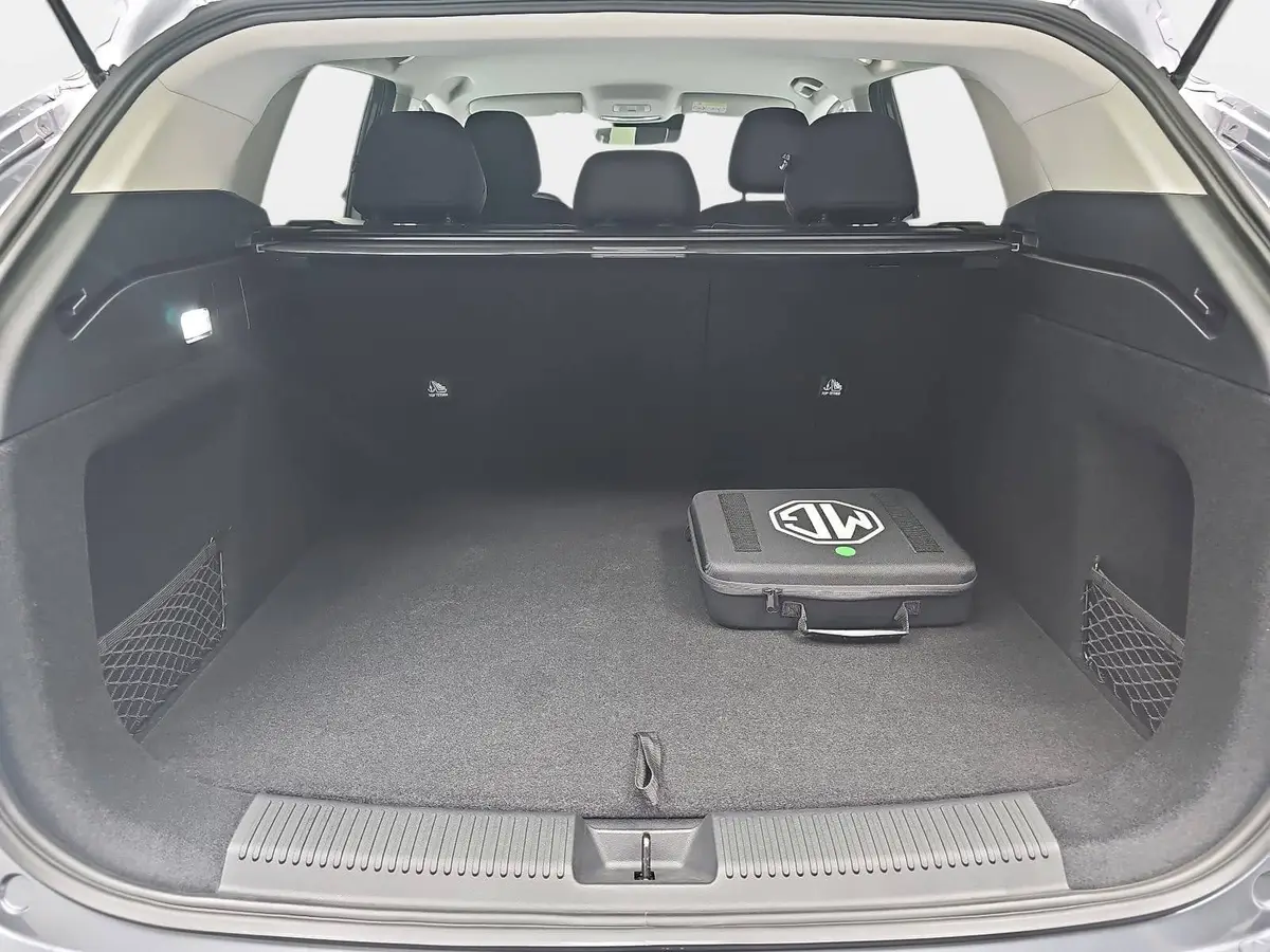 MG HS 1.5 PLUG-IN-HYBRID MY25.5 COMFORT NAVI LED-LICHT 19-ZOLL-LM