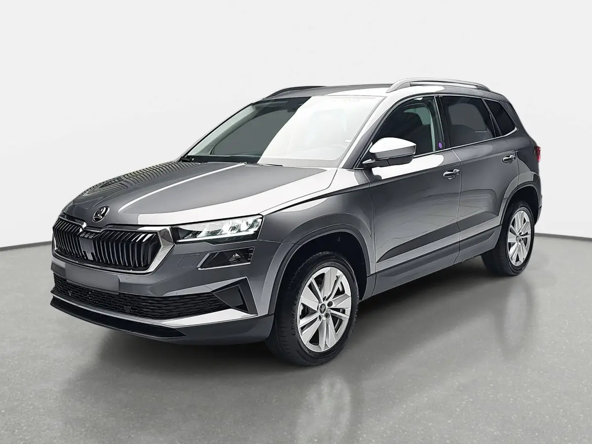 SKODA KAROQ 1.5 TSI DSG SELECTION NAVI LED ACC WINTER KAMERA A