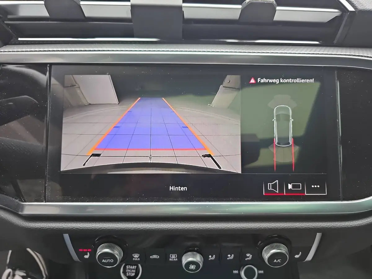 AUDI Q3 35 TDI S-TRONIC S LINE NAVI LED PANO ACC BLACK+ KA