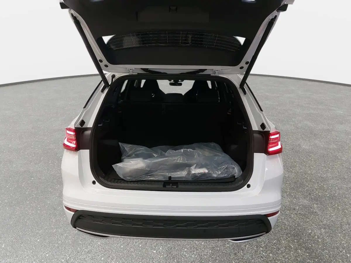 SKODA KODIAQ 1.5 TSI DSG SPORTLINE NAVI LED ACC PANO WINTER AHK