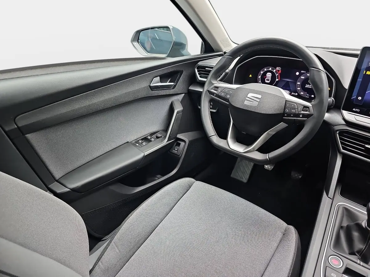SEAT LEON ST 1.5 TSI STYLE NAVI LED ACC AHK LM