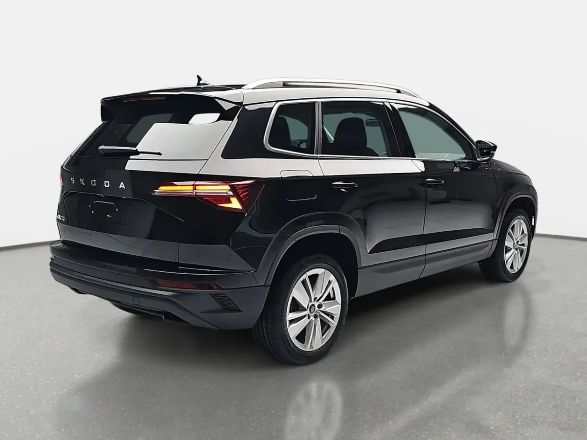 SKODA KAROQ 1.5 TSI DSG DRIVE NAVI LED AHK LM