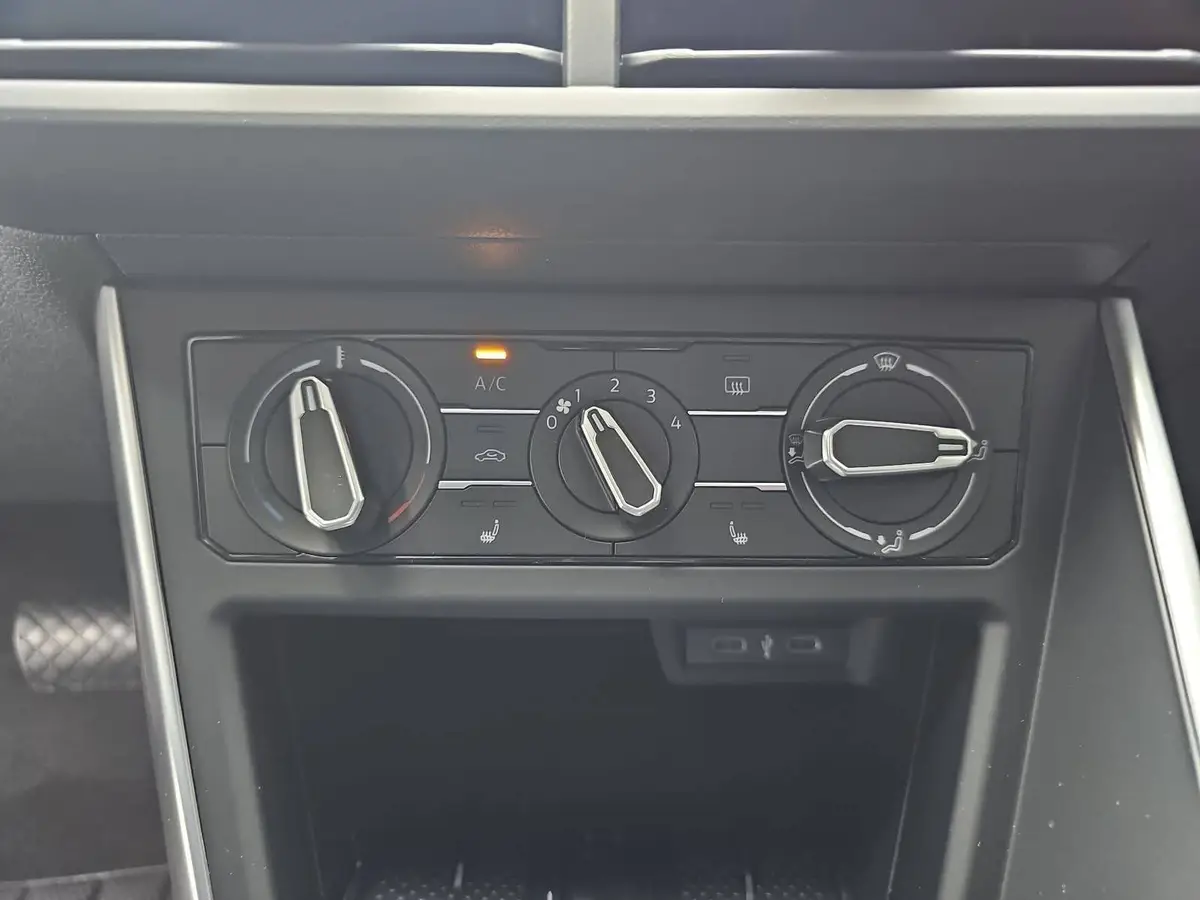 VW TAIGO 1.0 TSI DSG LIFE LED APP-CONNECT LM17