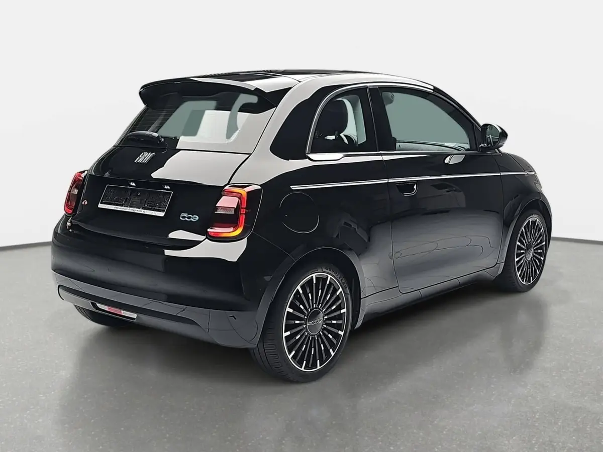 FIAT 500 ELEKTRO 42 KWH BY BOCELLI
