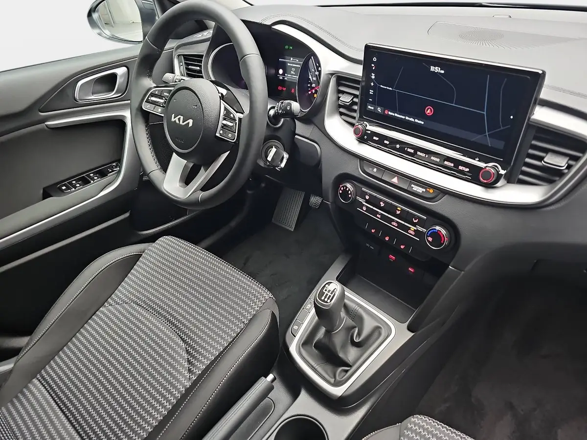 KIA XCEED 1.0 T-GDI 115 CORE MJ26 KOMFORT