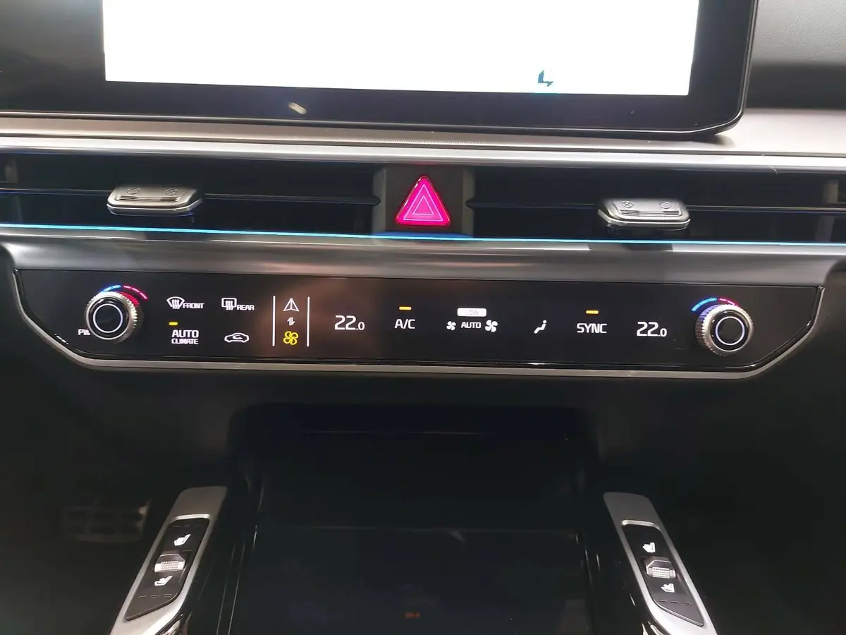 KIA SORENTO 2.2 CRDI AWD DCT8 PLATINUM LEDER NAPPA PREMIUM GLASDACH AHK