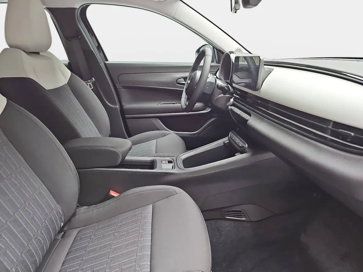 FIAT 600 1.2 T3 HYBRID DCT BUSINESS EDITION MJ26 ALLWETTERREIFEN