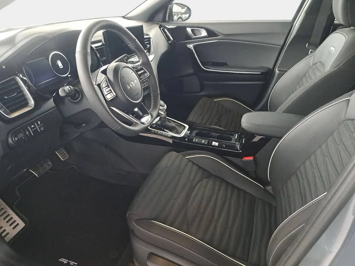 KIA CEED SW 1.5 T-GDI DCT7 GT-LINE TECHNOLOGIE PERFORMANCE