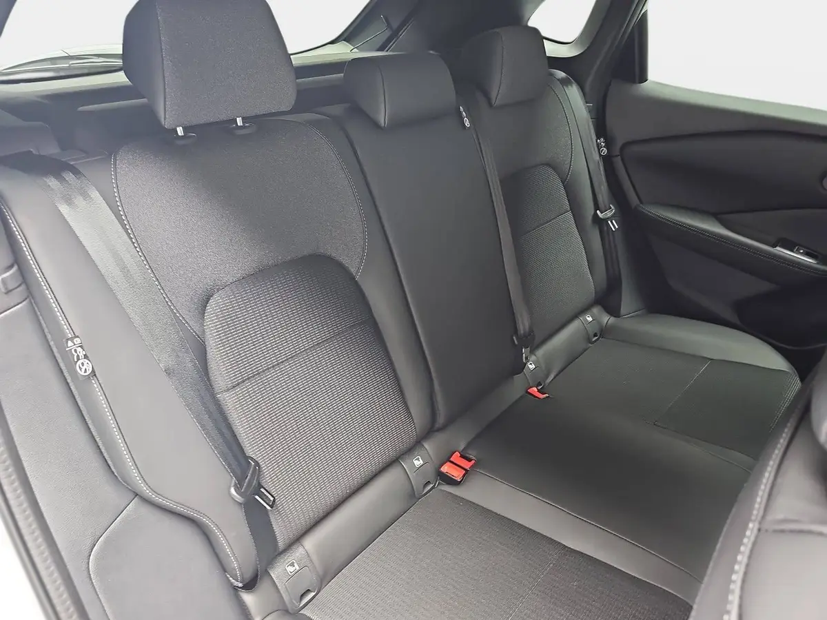 NISSAN QASHQAI 1.3 DIG-T MHEV AUTO. N-CONNECTA WINTER EL-HECKKLAPPE