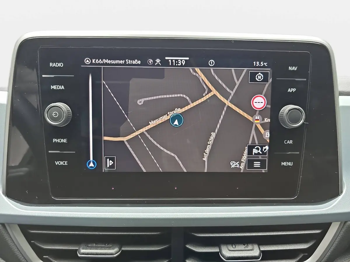 VW T-ROC 1.5 TSI DSG GOAL NAVI LED KLIMAAUTO ACC KAMERA AHK