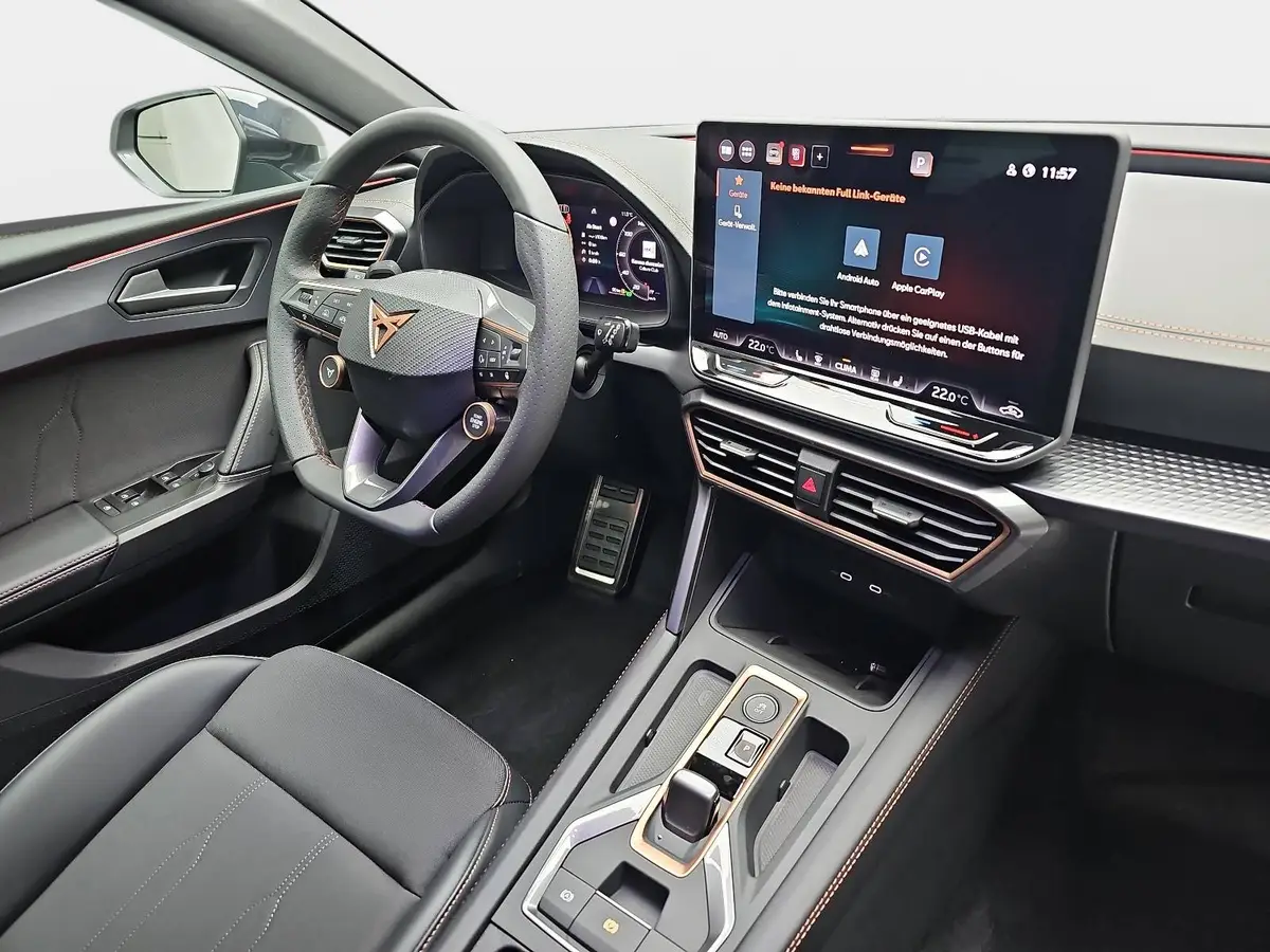 CUPRA LEON 1.5 ETSI DSG LED ACC DCC FULL-LINK WINTER PDC KAME