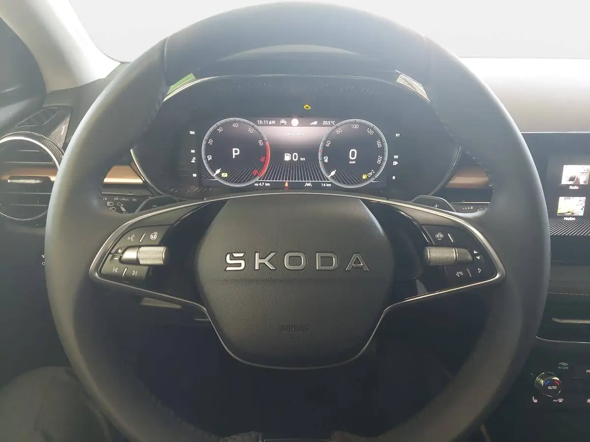 SKODA FABIA 1.0 TSI DSG 130 JAHRE PREMIUM LED KAMERA LM16