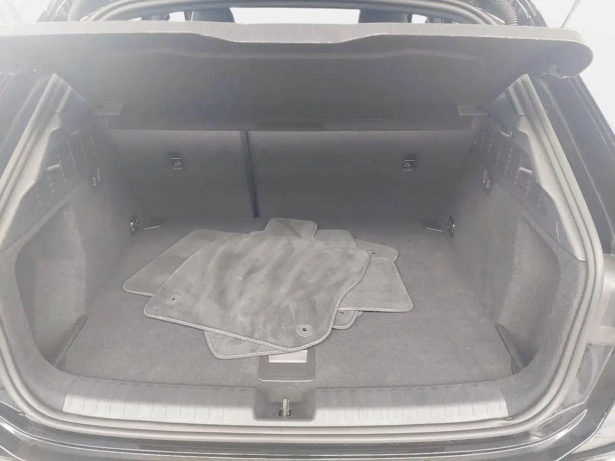 AUDI A3 35 TFSI DSG SPORTBACK S LINE NAVI LED KAMERA LM18