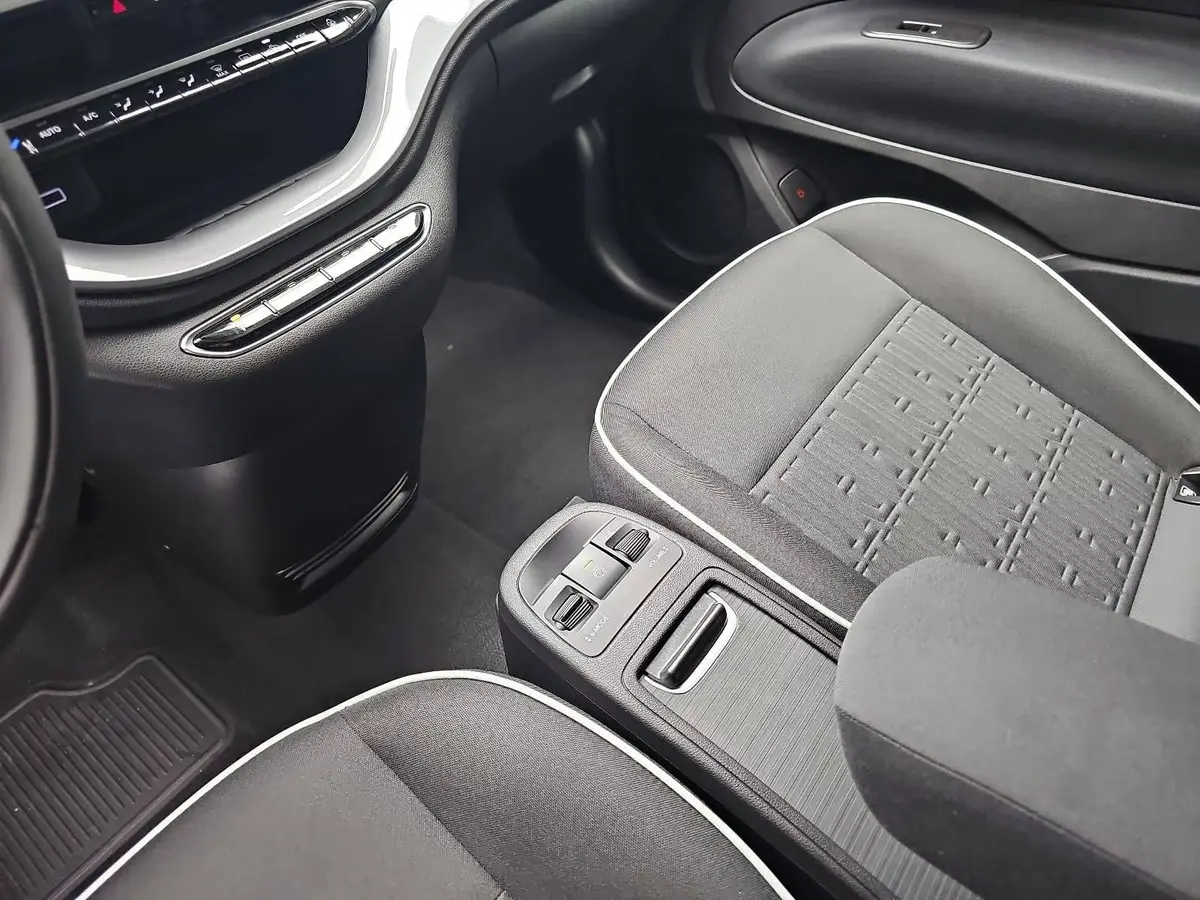 FIAT 500C ELEKTRO 42 KWH KOMFORT PAKET, 16-ZOLL LM-FELGEN