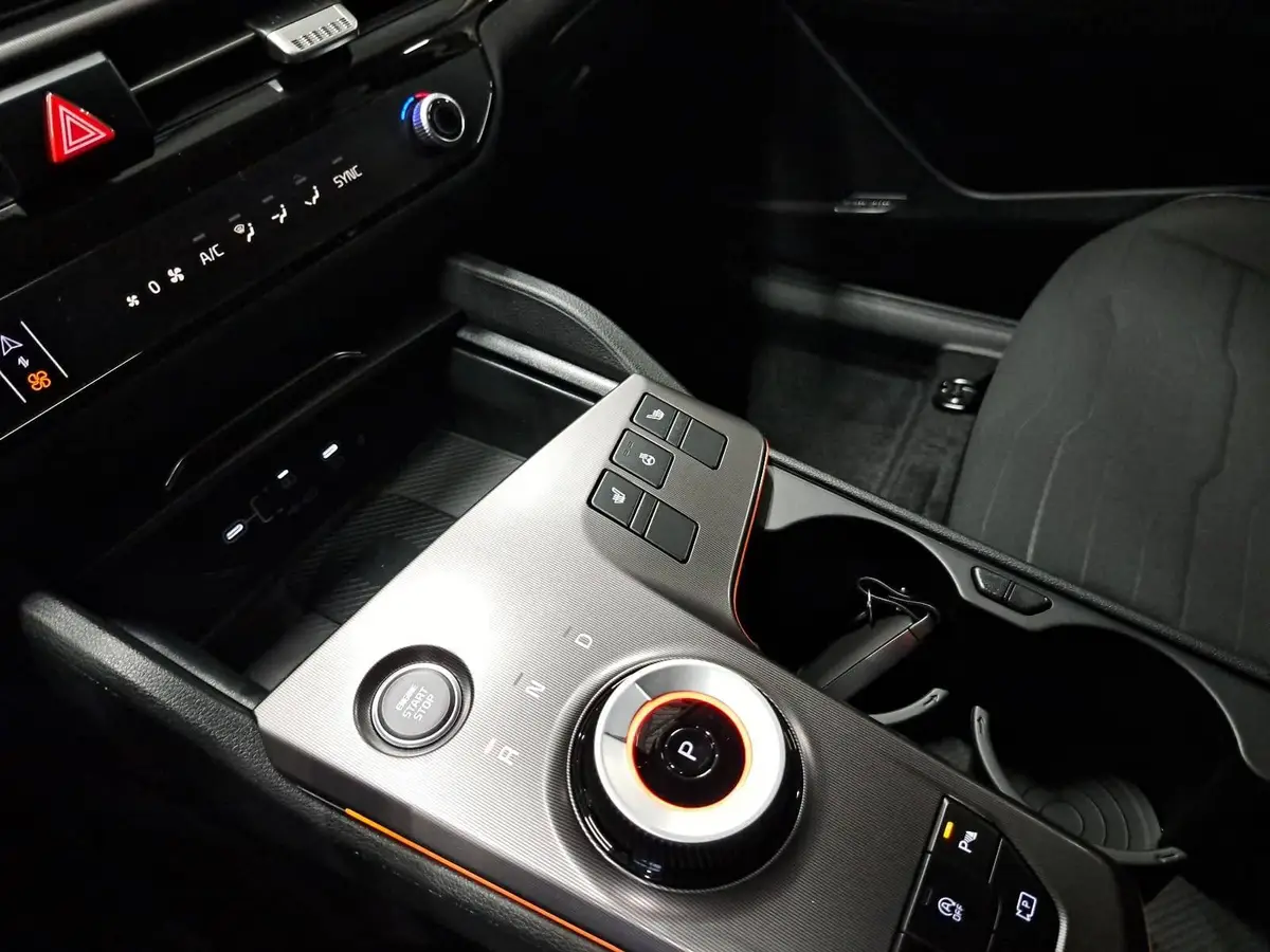 KIA SPORTAGE 1.6 T-GDI 150 2WD DCT SPIRIT MJ26 DRIVEWISE SOUND