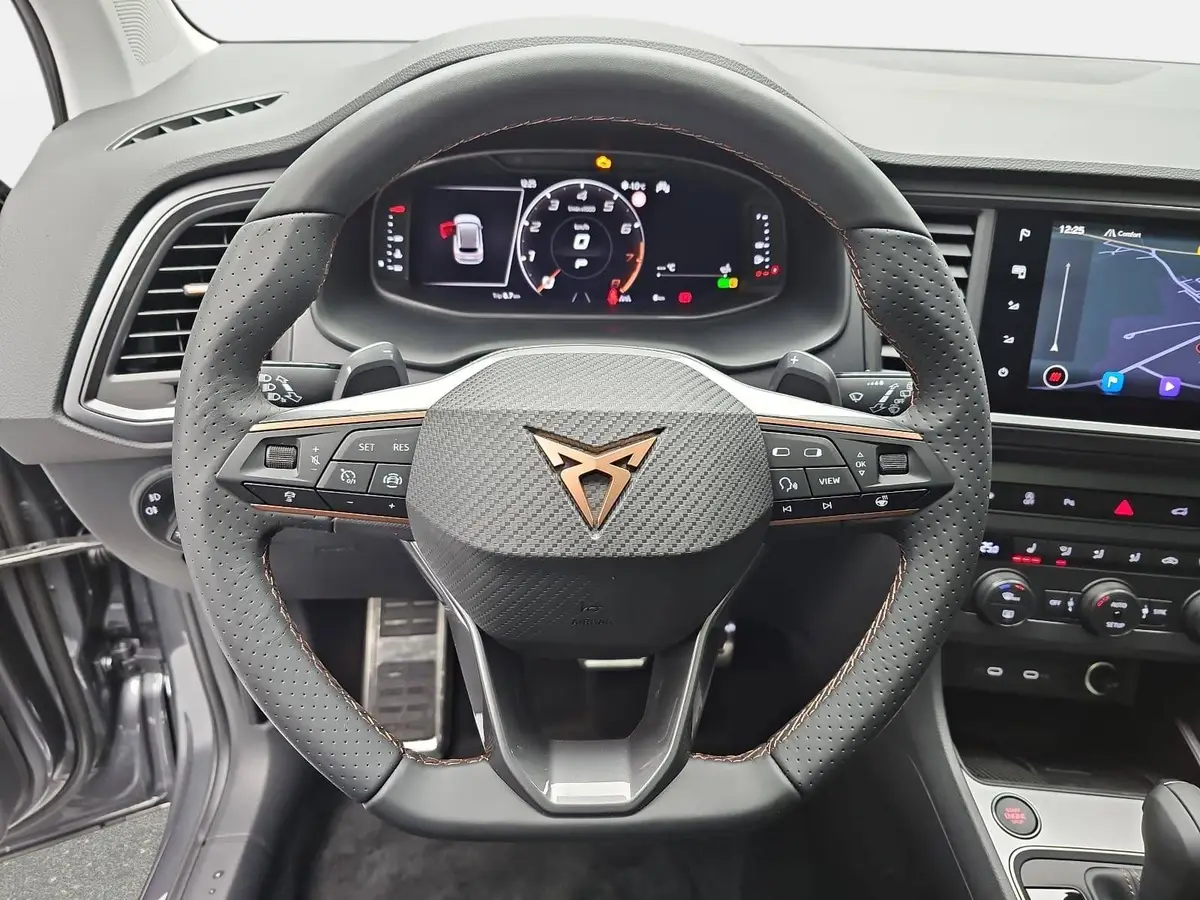 CUPRA ATECA 1.5 TSI DSG NAVI LED ACC PANO EL.HECKKLAPPE KAMERA