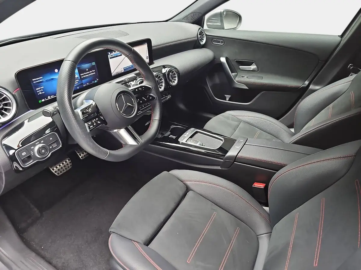 MERCEDES-BENZ A 180 DCT AMG LINE NAVI LED MBUX WINTER KAMERA LM18