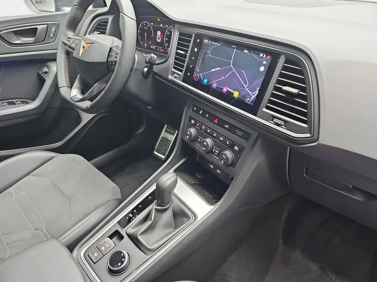 CUPRA ATECA 1.5 TSI DSG NAVI LED PANO P-ASSIST MEMORY KAMERA 