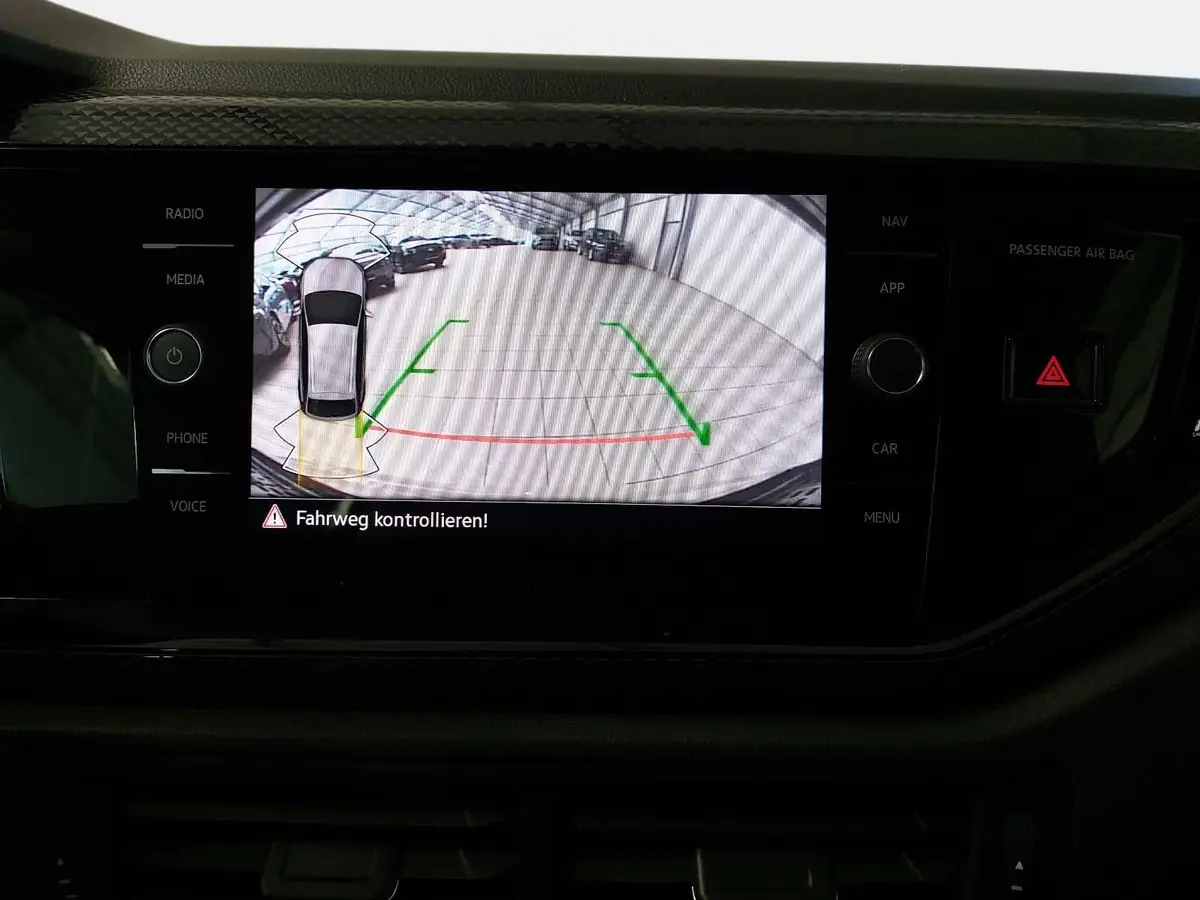 VW TAIGO 1.0 TSI DSG LIFE NAVI LED ACC SITZHEIZUNG PDC KAME