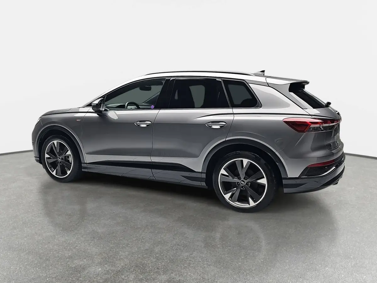 AUDI Q4 E-TRON 45 S-LINE 82KWH LED-MATRIX KAMERA