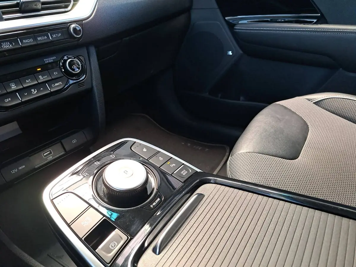 KIA NIRO EV 64 KWH SPIRIT MJ20 3-PHASEN