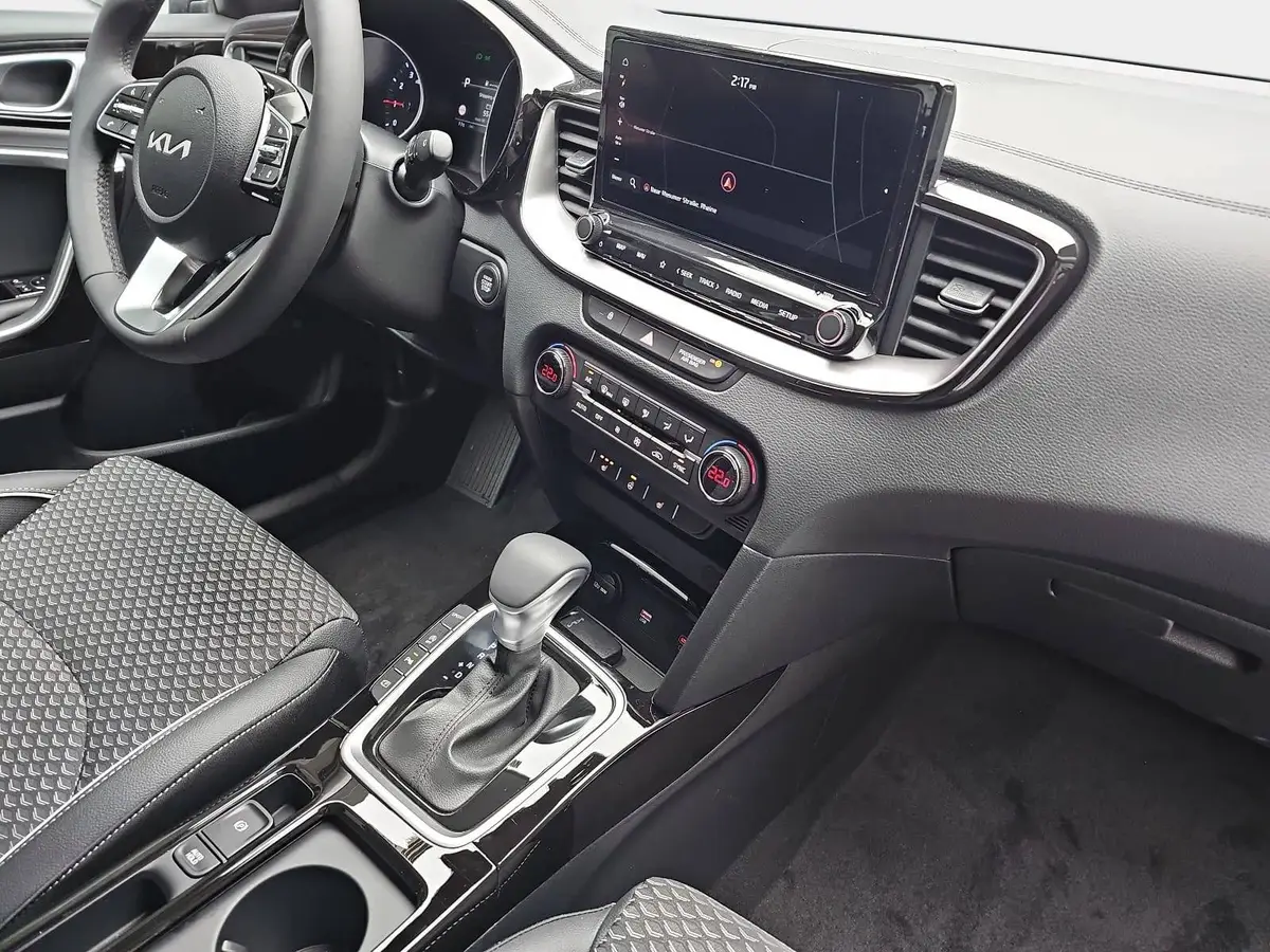 KIA XCEED 1.6 T-GDI 150 DCT SPIRIT MJ26 XCLUSIVE