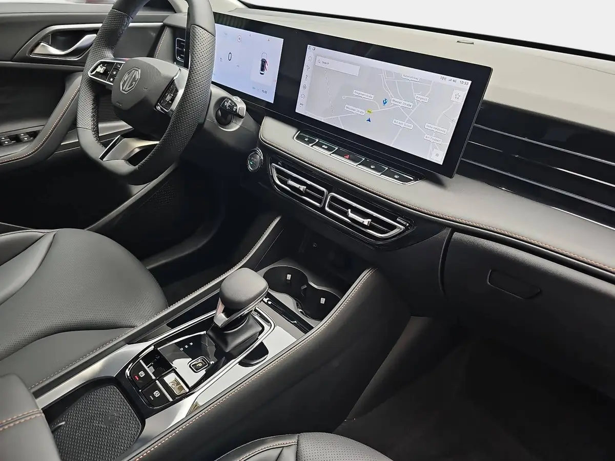 MG HS 1.5 HYBRID+ MY25.5 LUXURY LEDER 360-GRAD-KAMERA 19-ZOLL-LM
