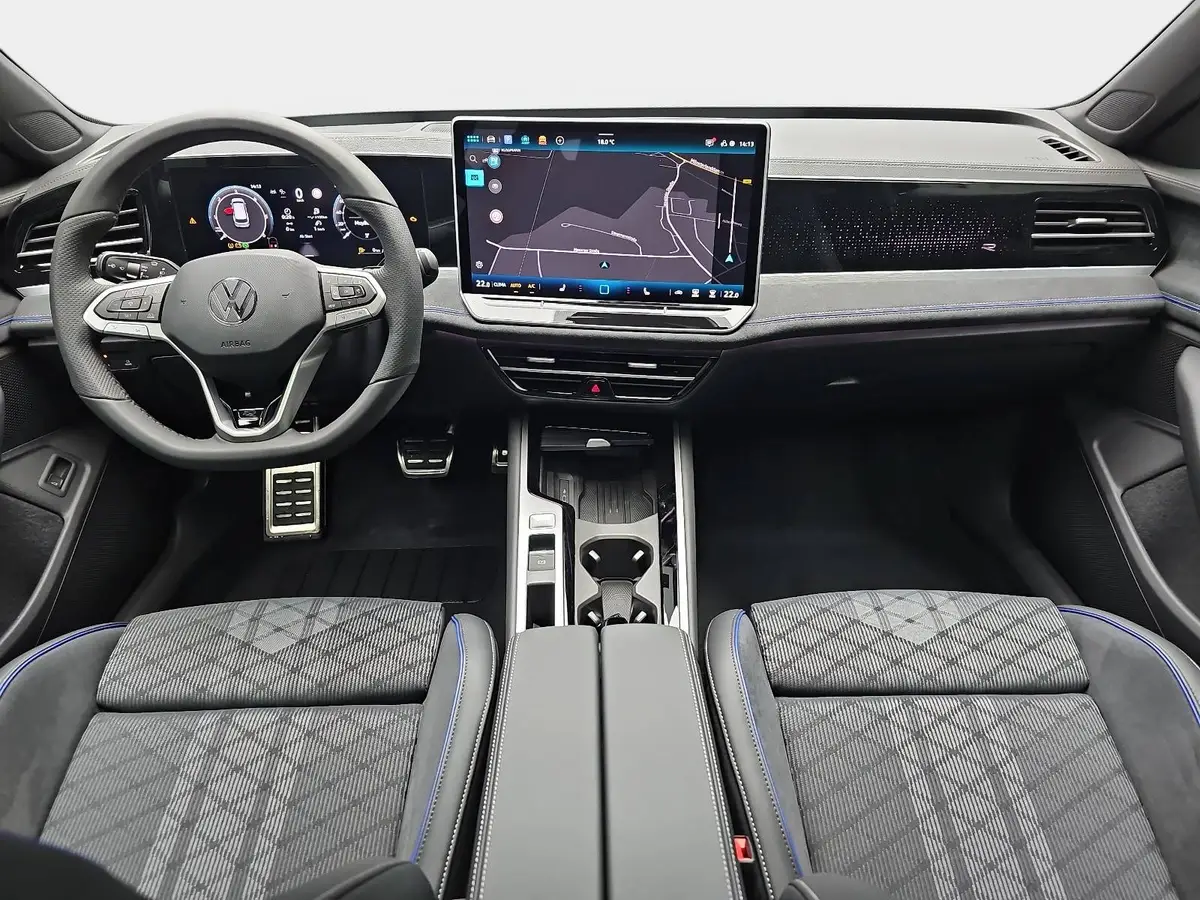 VW PASSAT VARIANT 2.0 TDI DSG R-LINE NAVI LED-MATRIX ACC PANO BLACK 