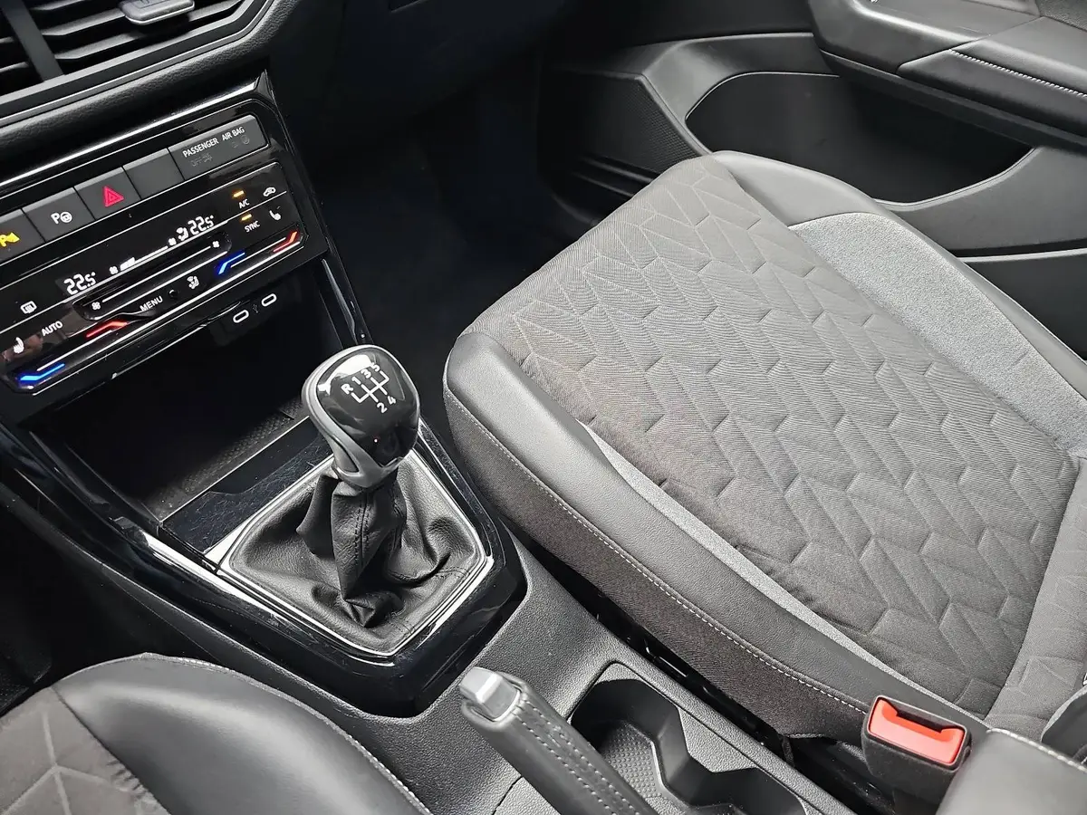 VW T-CROSS 1.0 TSI GOAL NAVI KLIMA LED DAB ACC WINTER LM