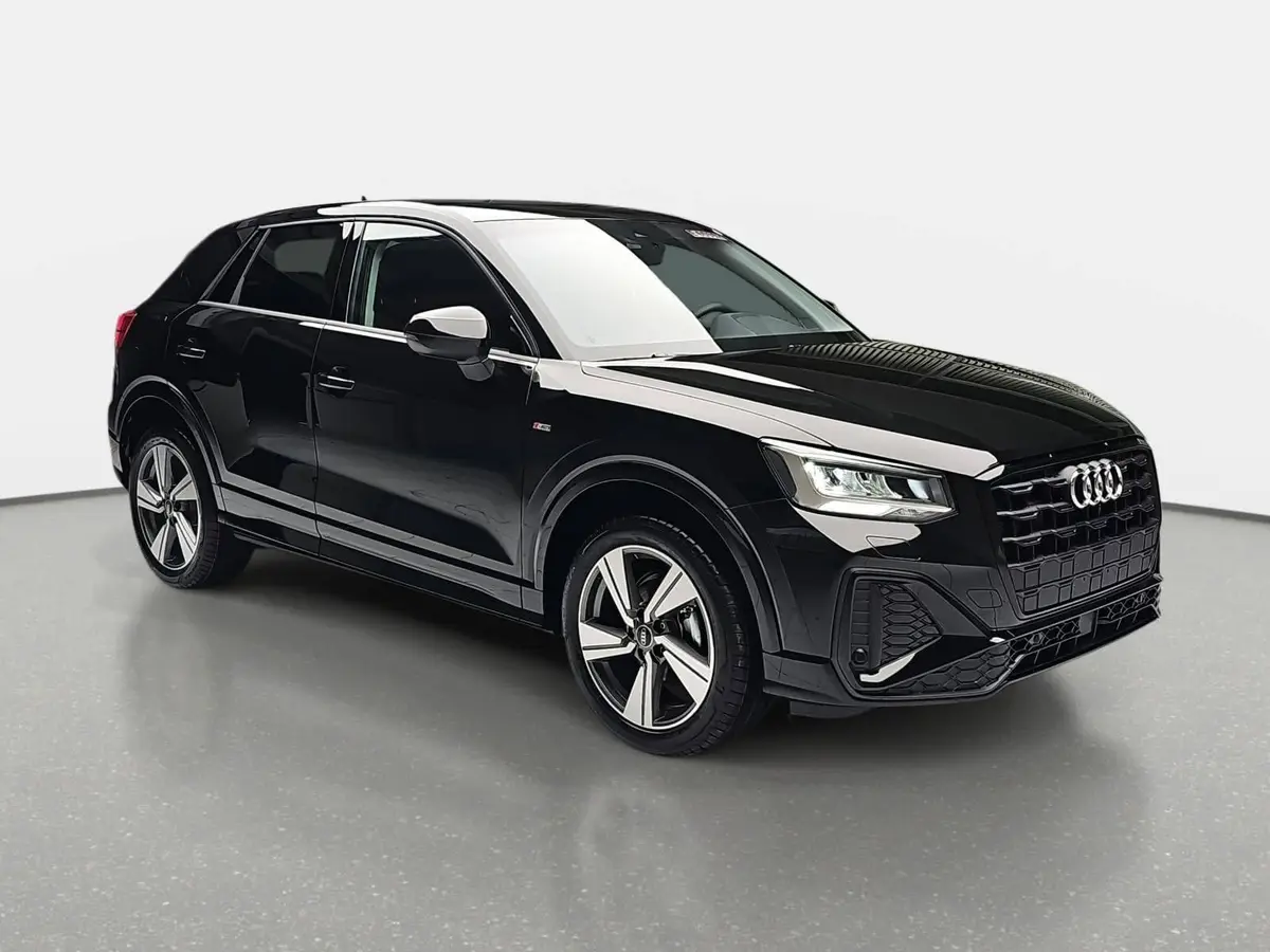 AUDI Q2 35 TFSI S-TRONIC S LINE NAVI LED ACC EL.HECKKL. WI