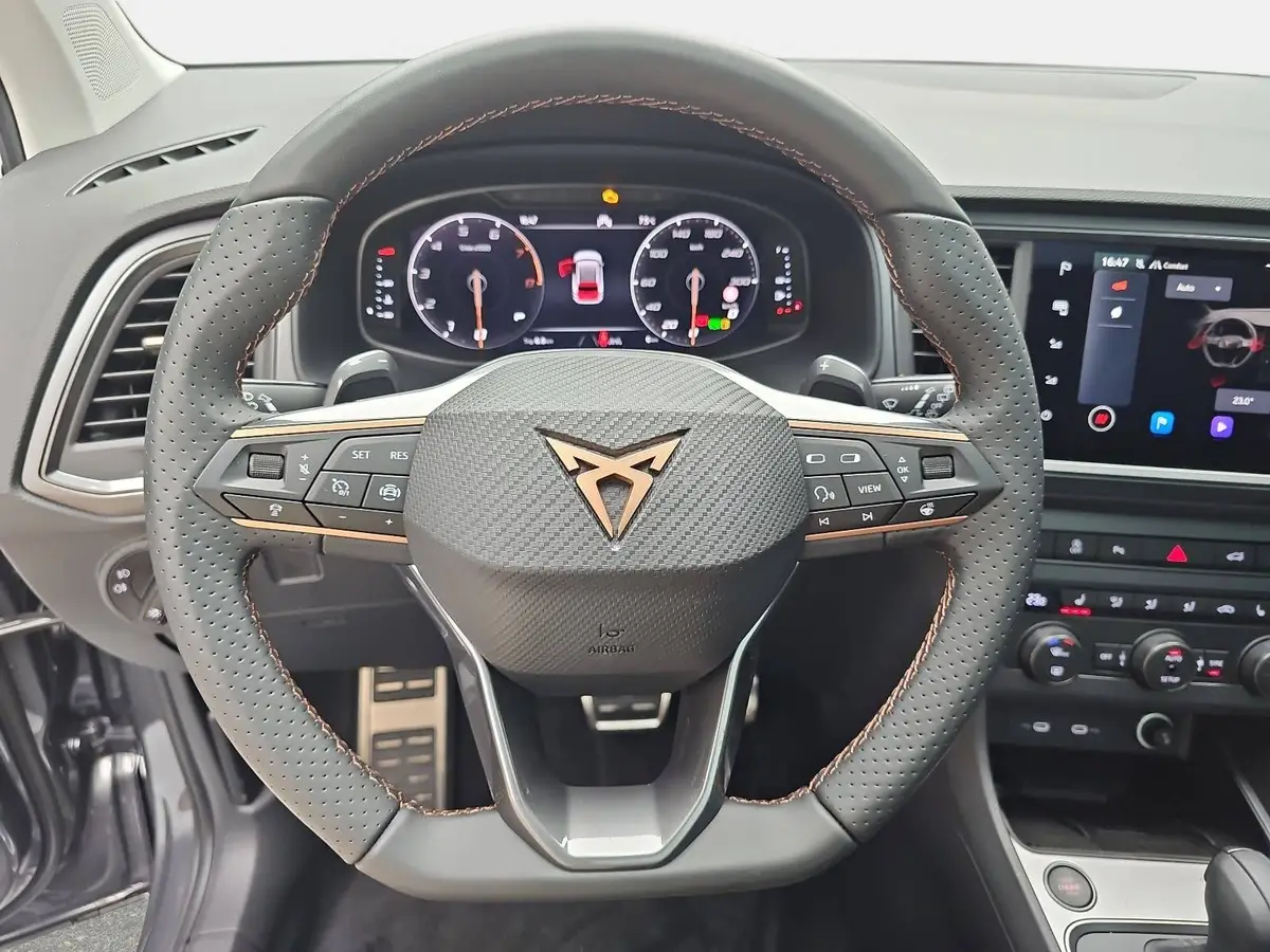 CUPRA ATECA 1.5 TSI DSG NAVI LED ACC PANO EL.HECKKLAPPE WINTER