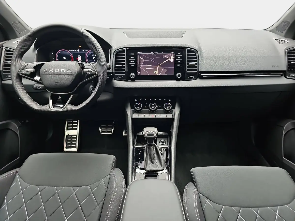 SKODA KAROQ 1.5 TSI DSG SPORTLINE NAVI LED-MATRIX PANO CANTON