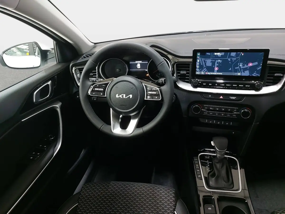 KIA XCEED 1.6 T-GDI 150 DCT SPIRIT MJ26 XCLUSIVE