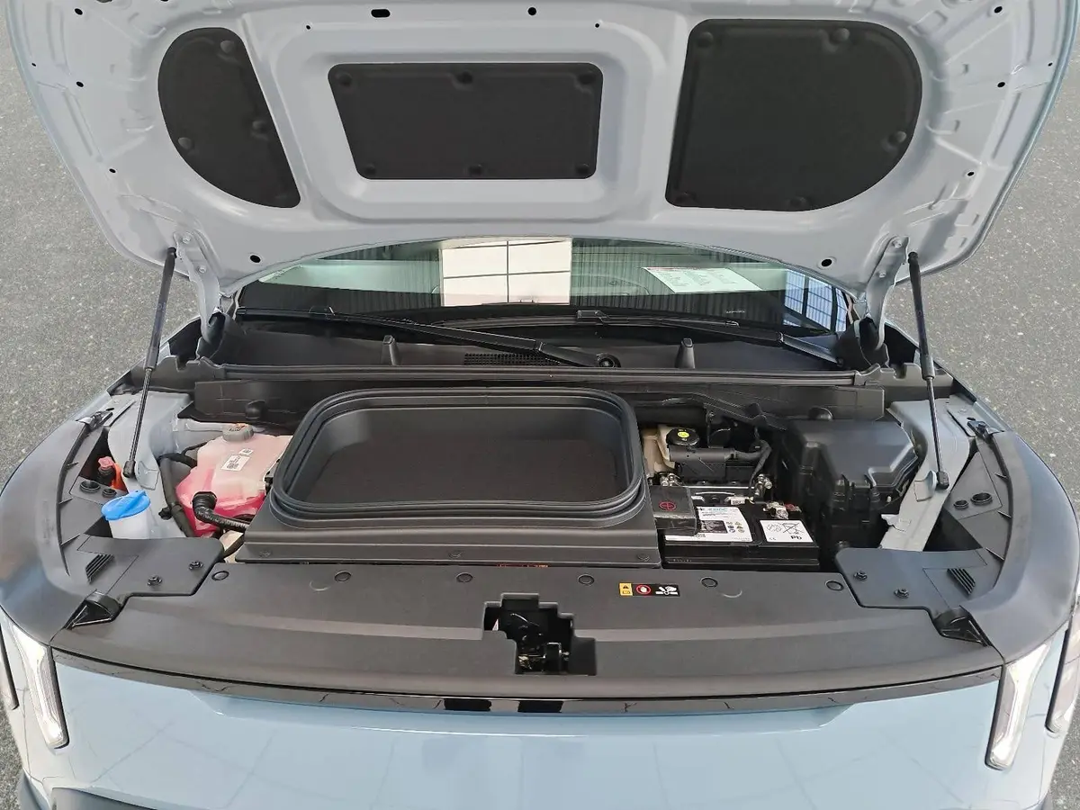 KIA EV2 42.2 KWH EARTH MJ27 4SITZE WINTER-CON 22KW-AC TECHN DRIVEW-PARK DESIGN