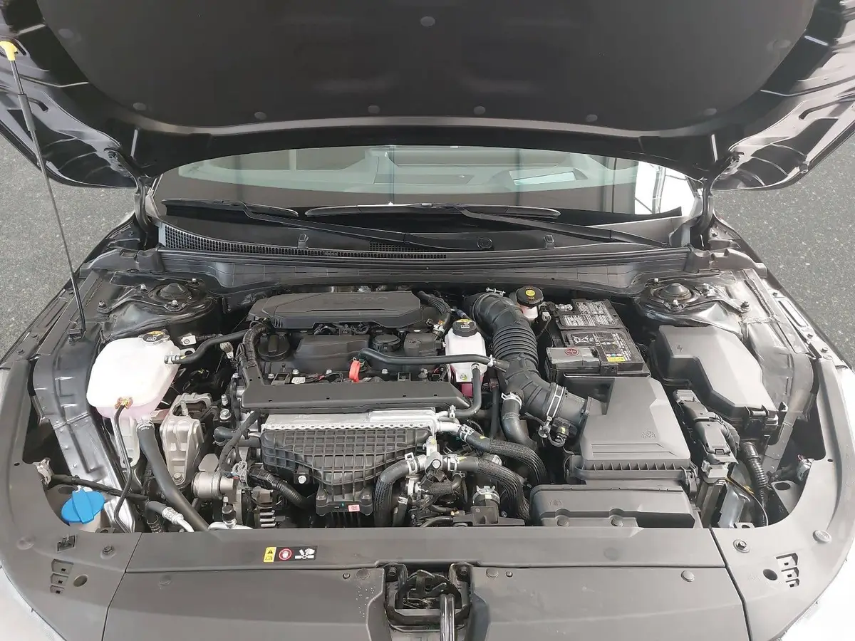 KIA K4 SW 1.6 T-GDI 180 PS DCT7 GT-LINE MJ26 DW-PARK-PRO SITZ SOUND DESIGN GLASDACH