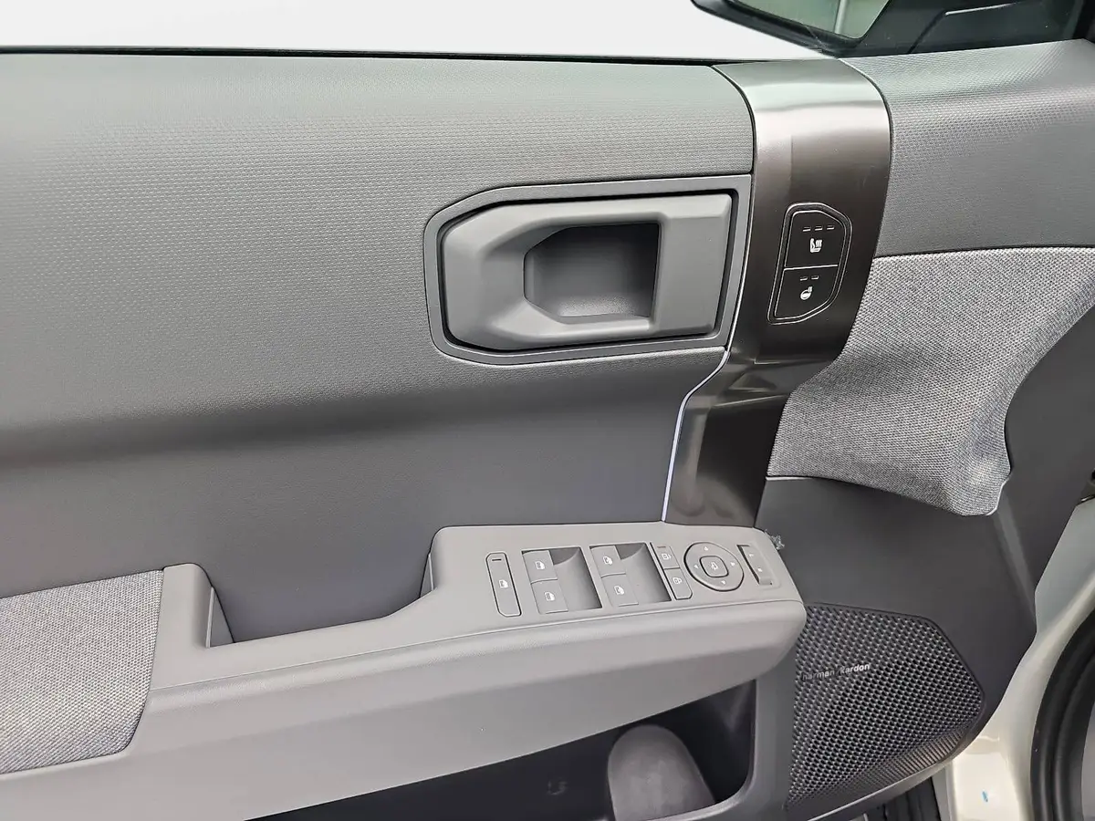 KIA EV3 81.4 KWH EARTH MJ26 WINTER BUSIN. UPGRADE DRIVEWISE-PARK DESIGN SOUND