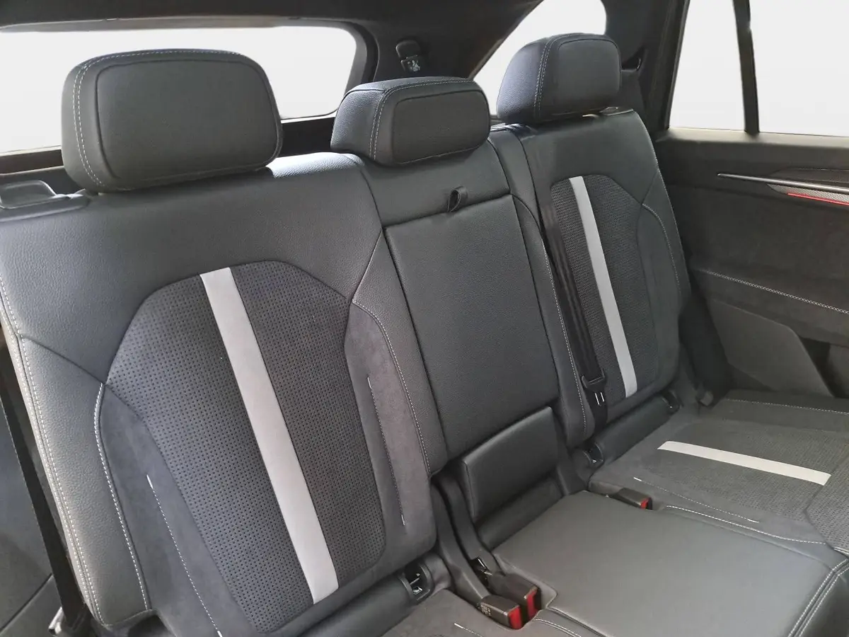 SKODA KODIAQ 1.5 TSI DSG SPORTLINE NAVI LED ACC PANO WINTER AHK