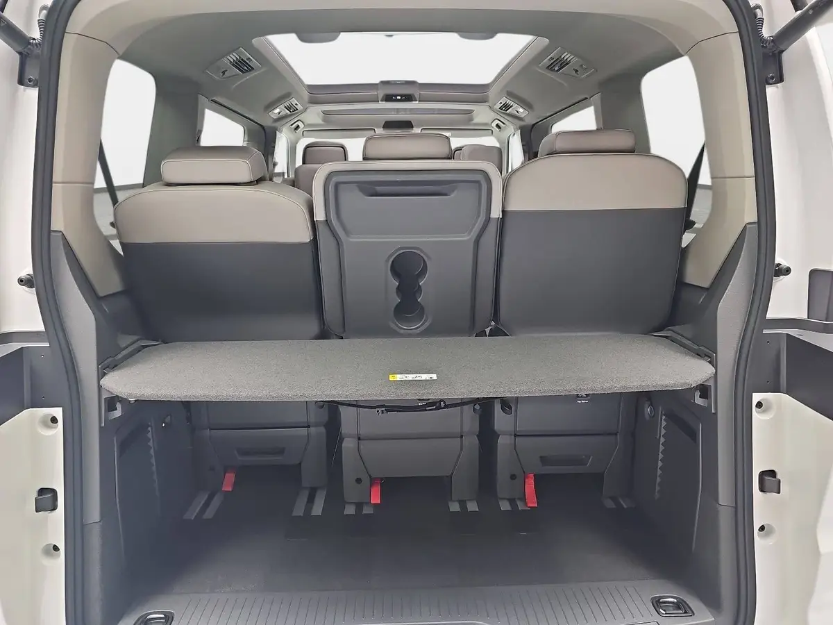 VW T7 MULTIVAN 2.0 TDI DSG EDITION ACC AHK